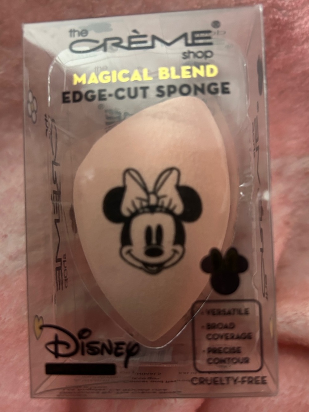 The Crème Shop x Disney Minnie Collab Edge-Cut Makeup Sponge NEW